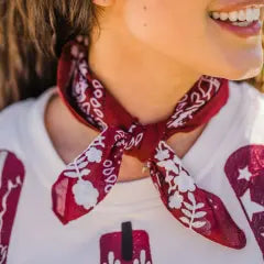 Frilly Embroidered Bandana in Maroon + White- Detail