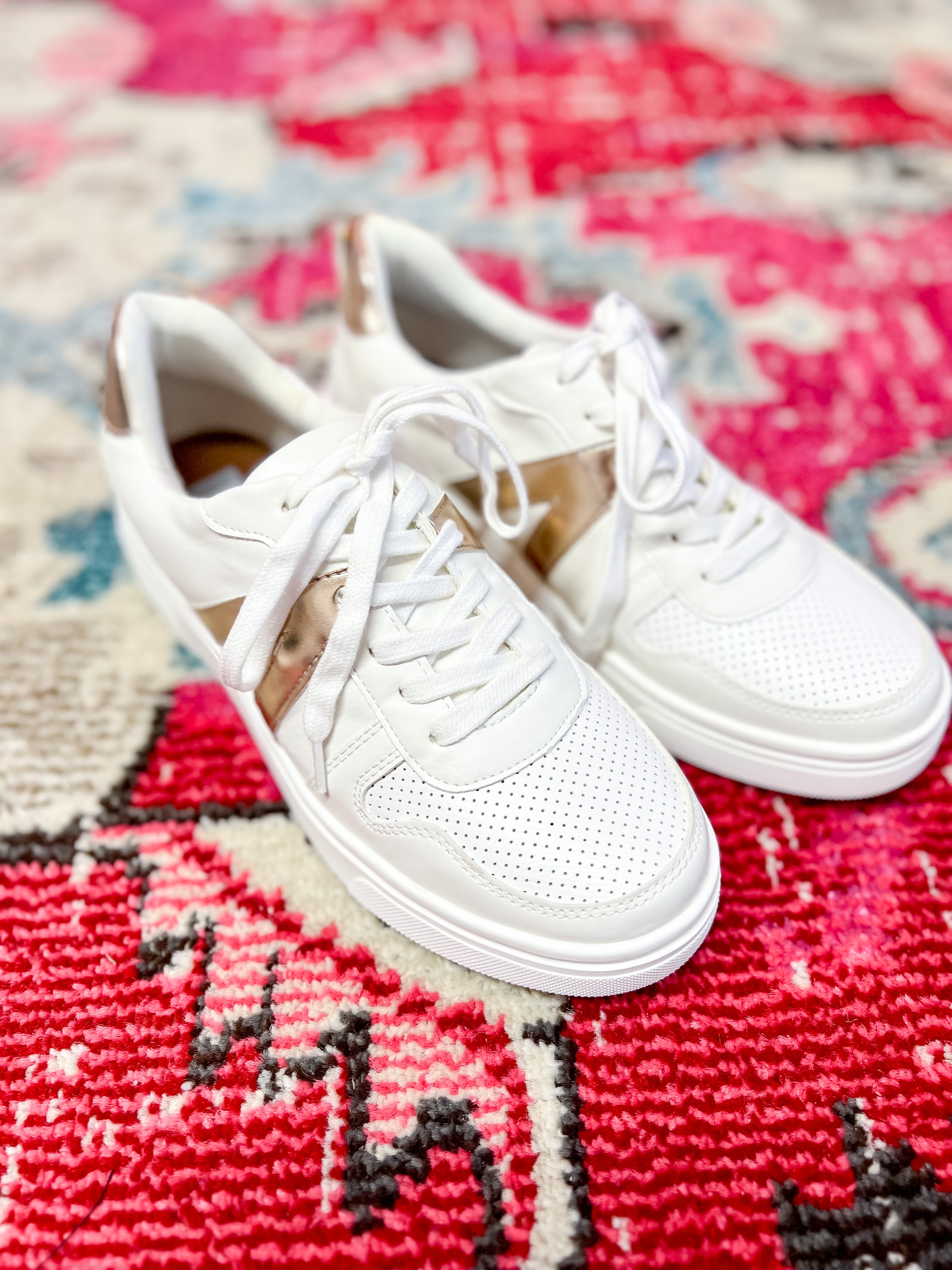 Alta White/Rose Gold Sneaker